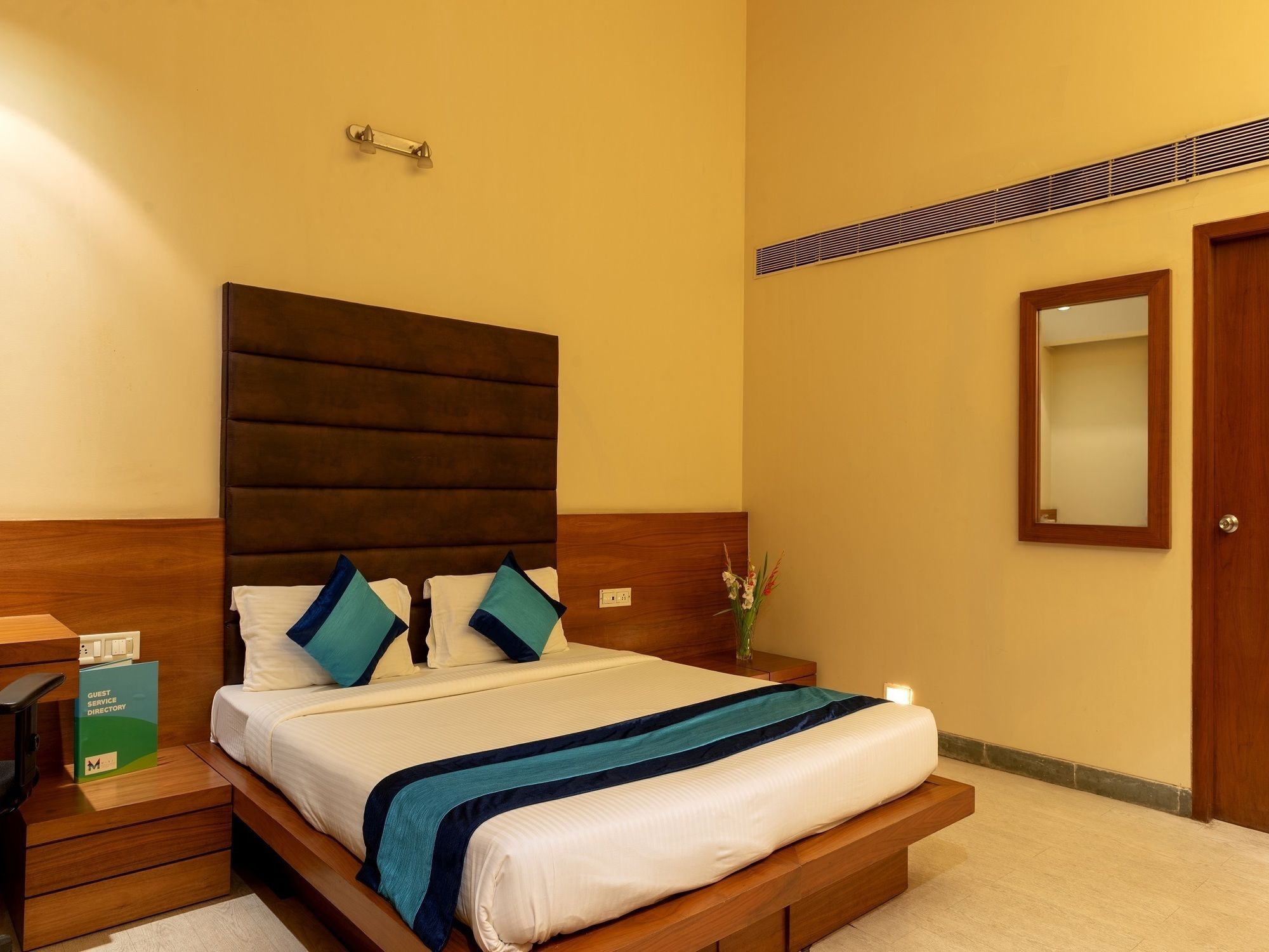פונה Hotel Mint Koregaon Park מראה חיצוני תמונה