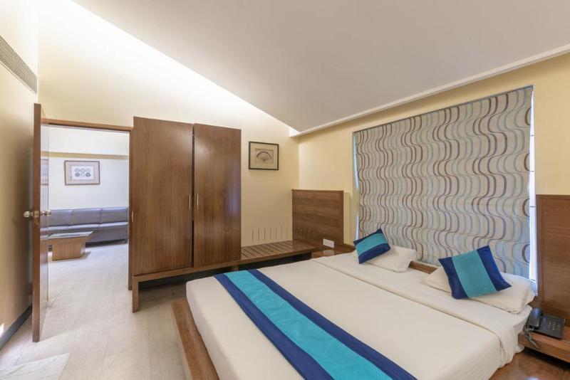 פונה Hotel Mint Koregaon Park מראה חיצוני תמונה